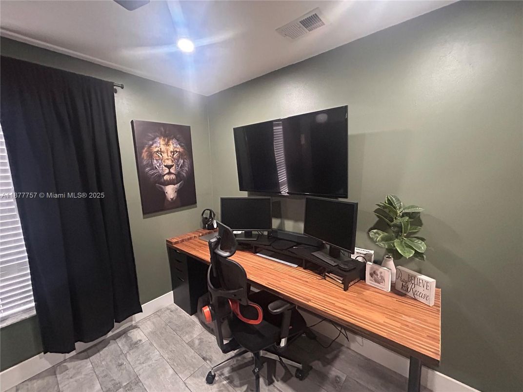 Home Office, Interior, Recessed Lighting, Wood Texture Flooring