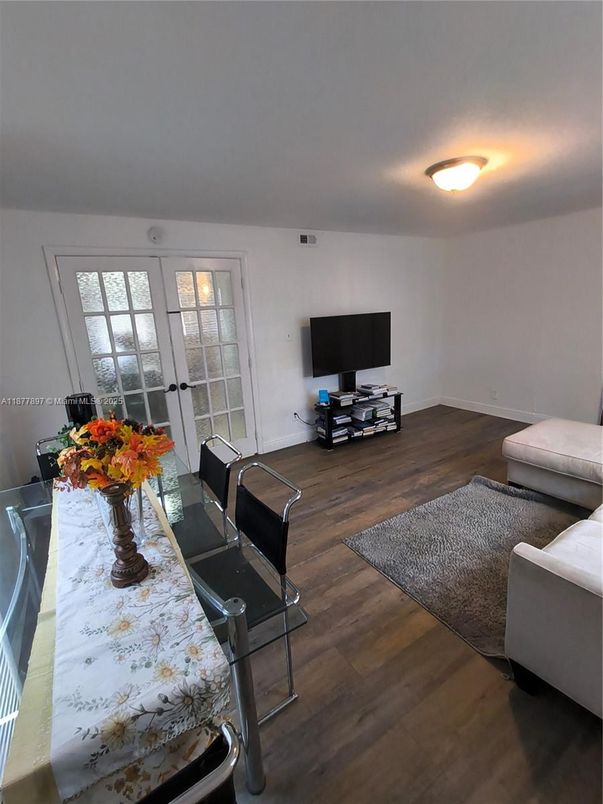 Dining room, Interior, Living room, Wood Texture Flooring