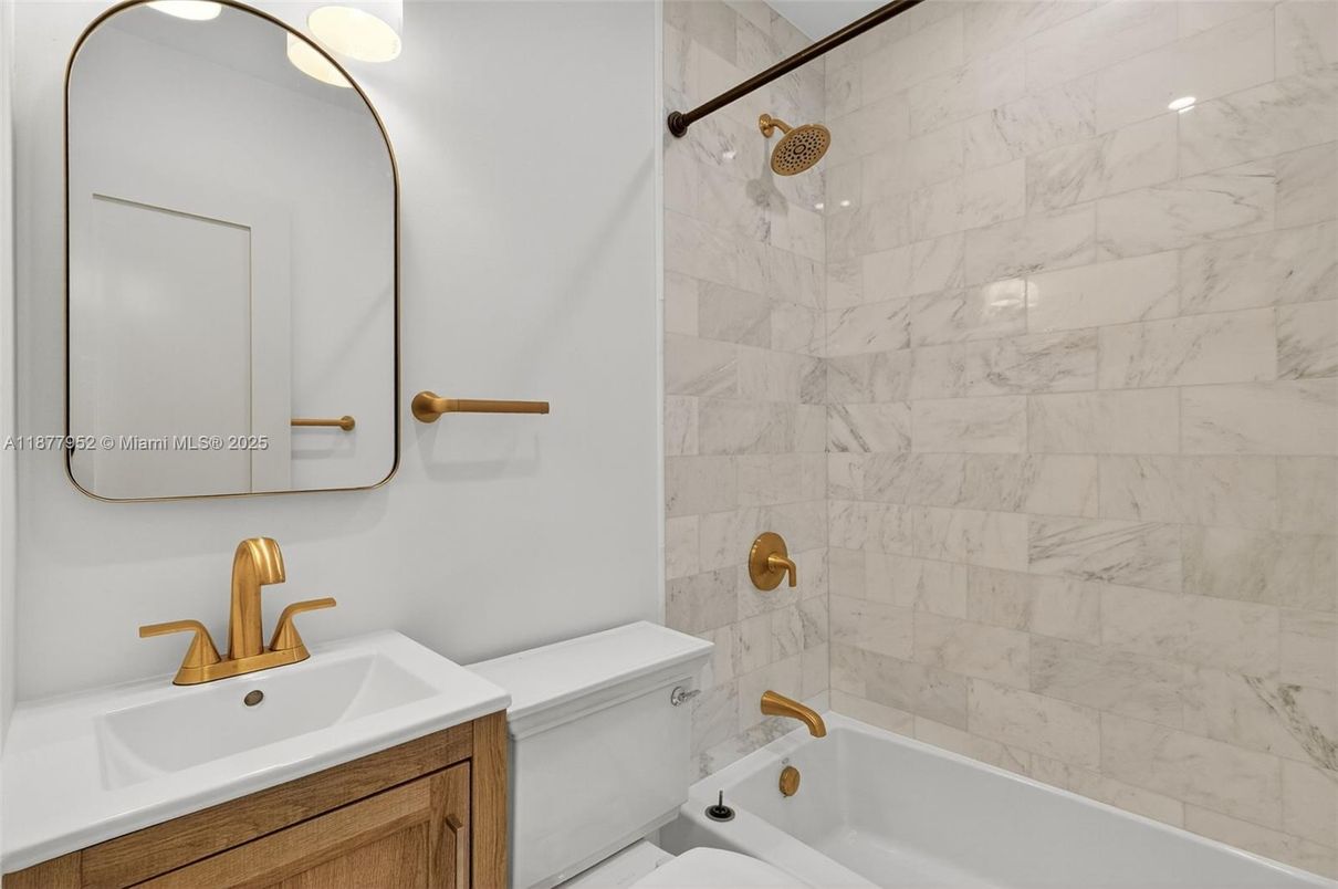Bathroom, Interior, Marble Walls
