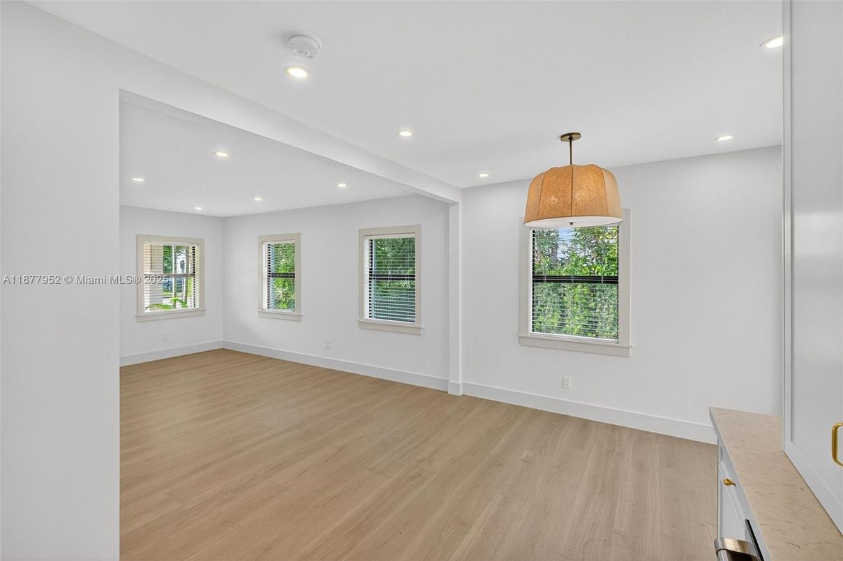 Empty room, Interior, Pendant Lights, Recessed Lighting, Wood Texture Flooring