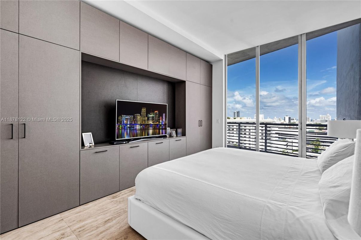 Bedroom, Interior, Water, Wood Texture Flooring