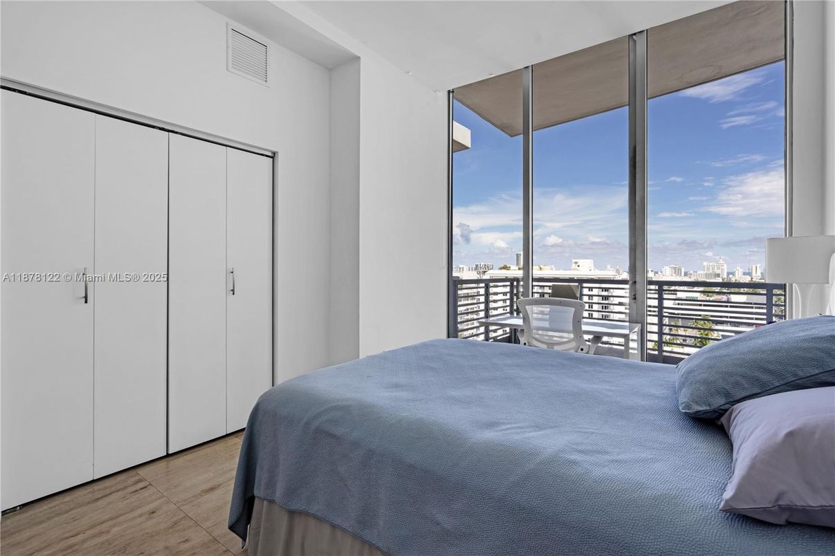 Bedroom, Interior, Water, Wood Texture Flooring