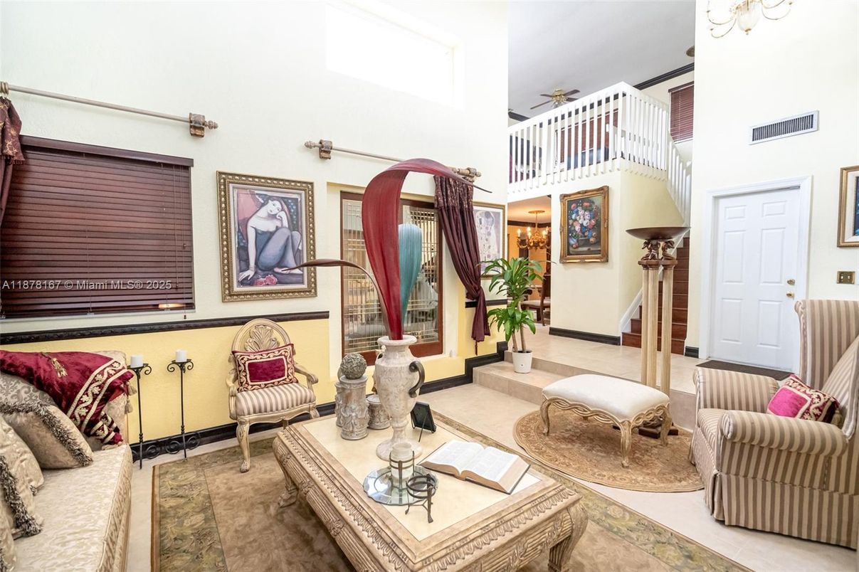 Interior, Living room