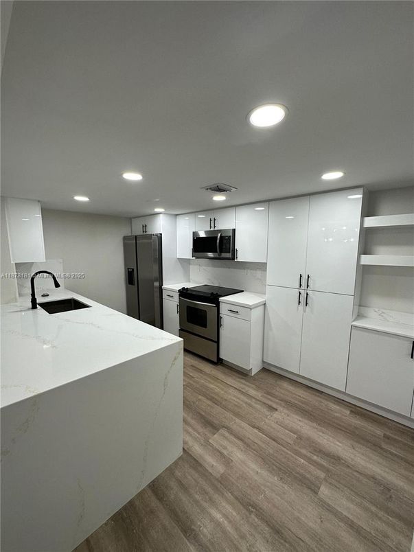 Interior, Kitchen, Recessed Lighting, Wood Texture Flooring