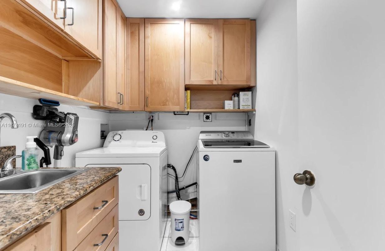 Interior, Recessed Lighting, Washer
