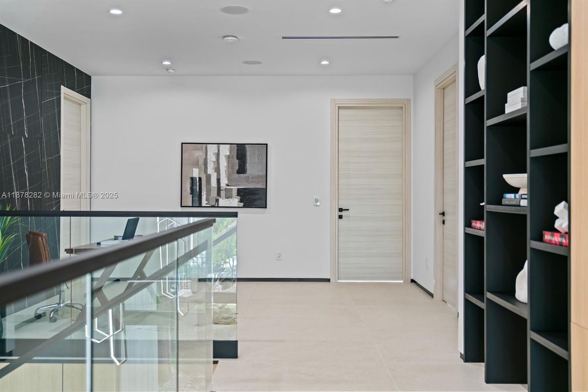 Interior, Recessed Lighting