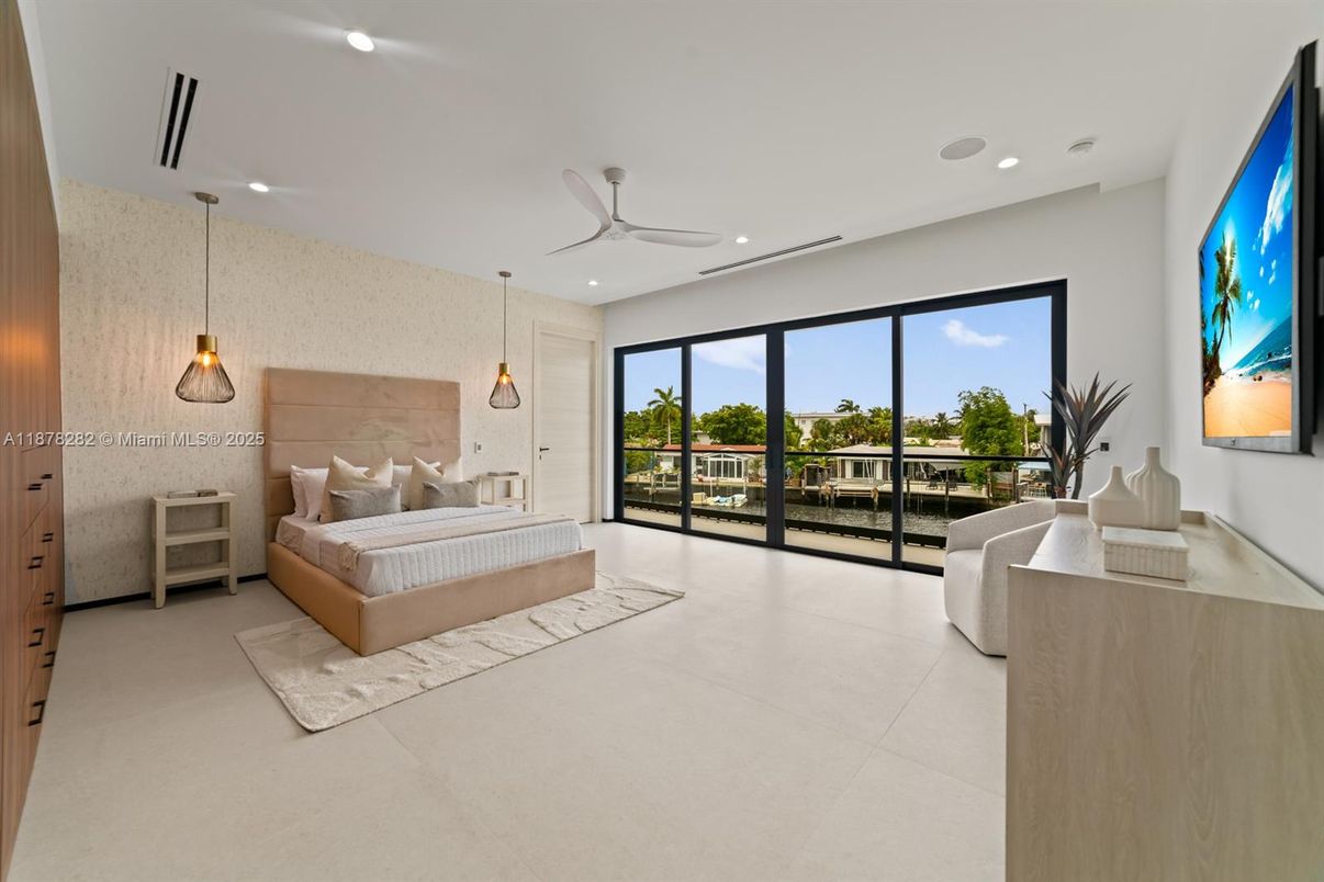 Bedroom, Interior, Pendant Lights, Recessed Lighting