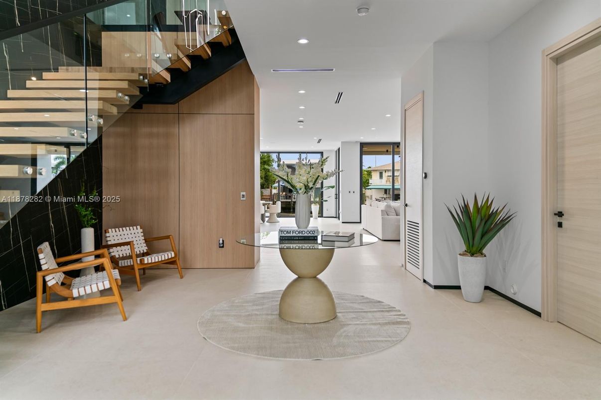 Interior, Recessed Lighting