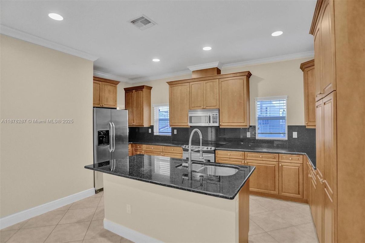 Interior, Kitchen, Recessed Lighting