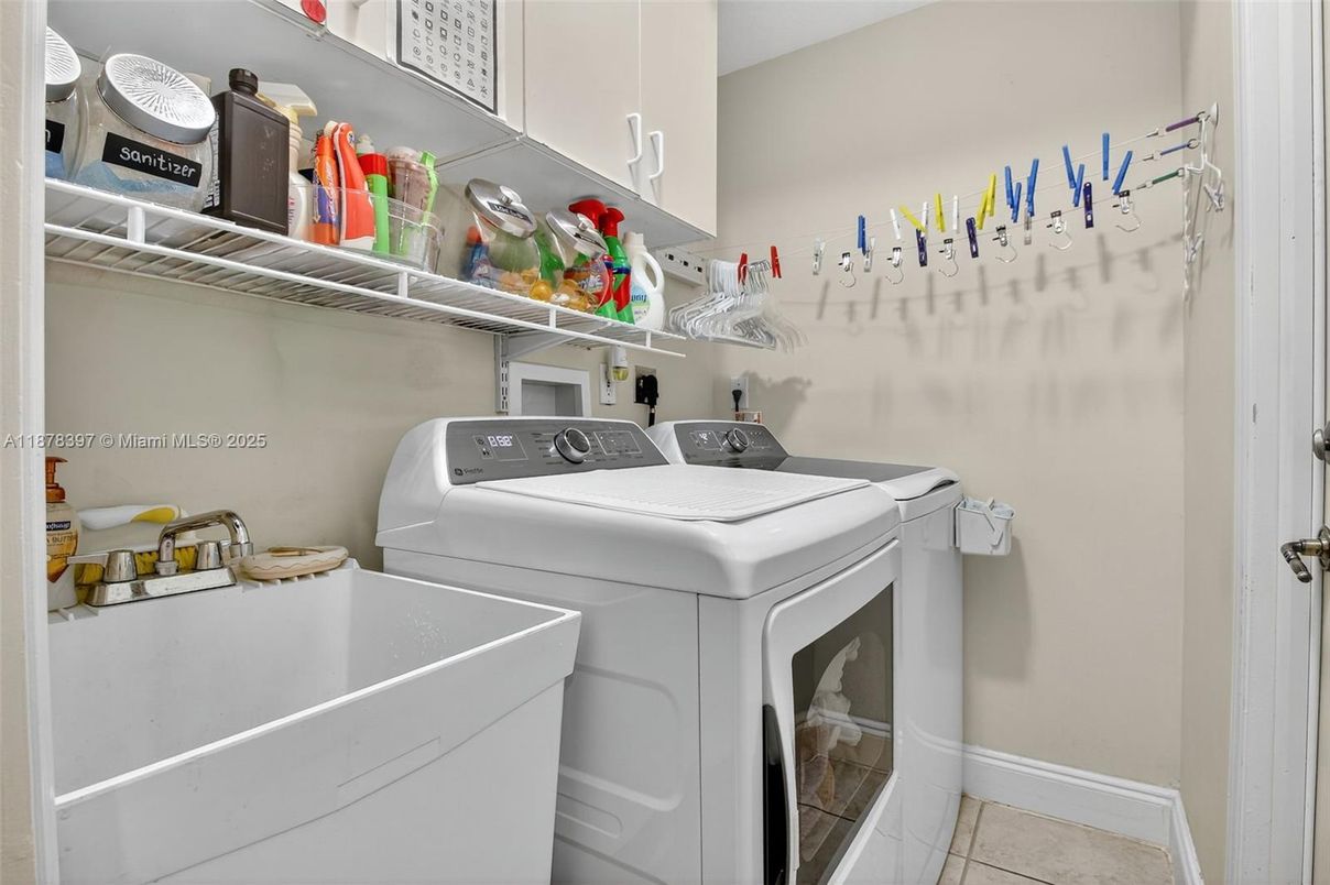Interior, Washer