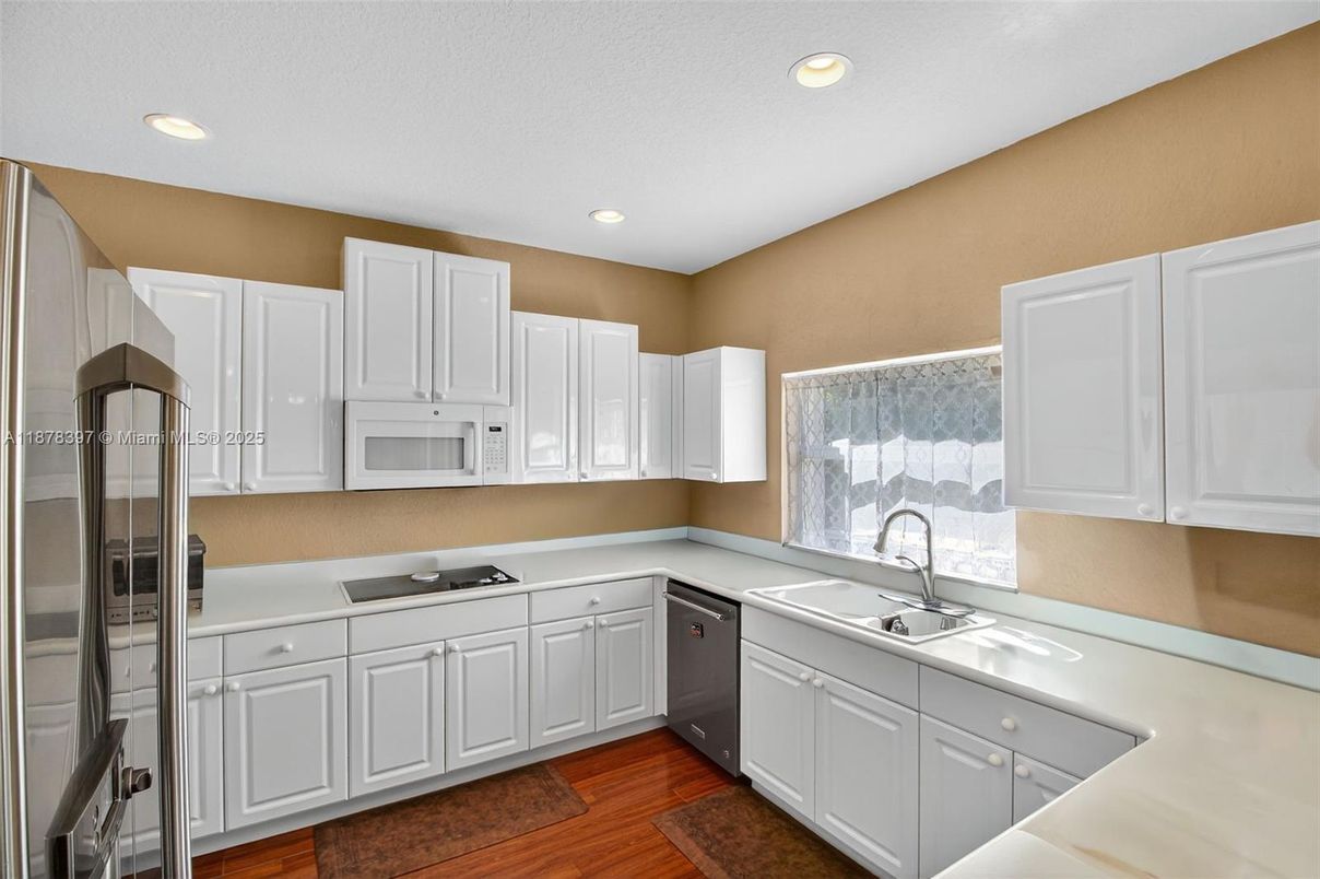 Interior, Kitchen, Recessed Lighting, Wood Texture Flooring