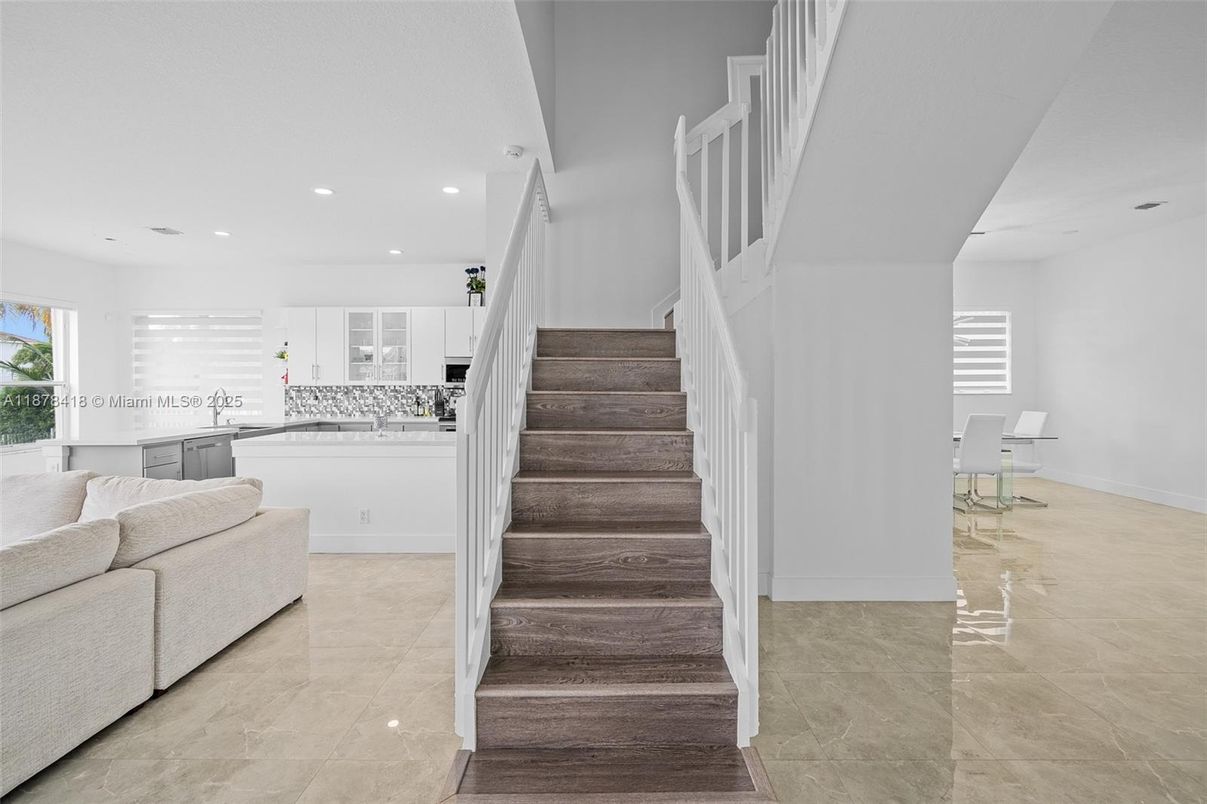 Interior, Kitchen, Recessed Lighting