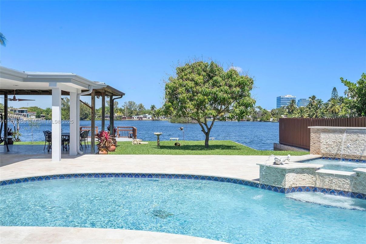 Exterior, Pool, Water