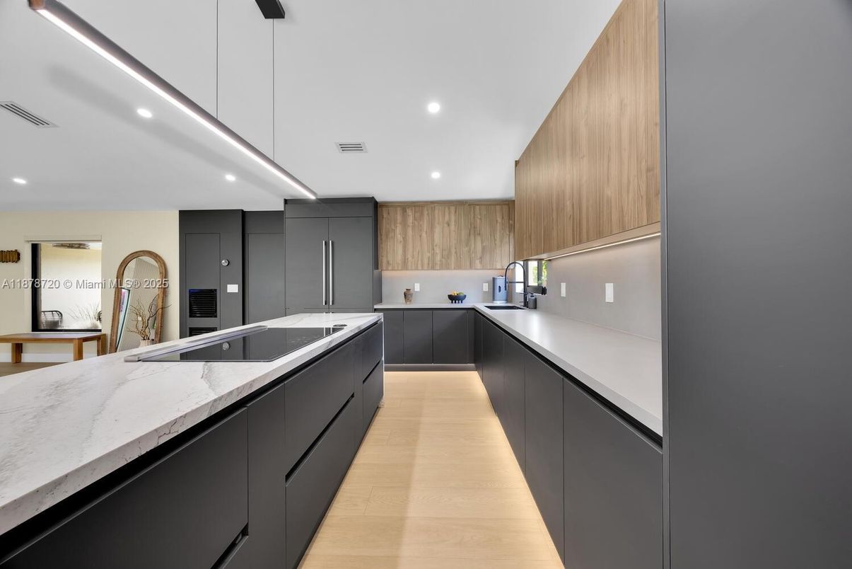Interior, Kitchen, Pendant Lights, Recessed Lighting, Wood Texture Flooring