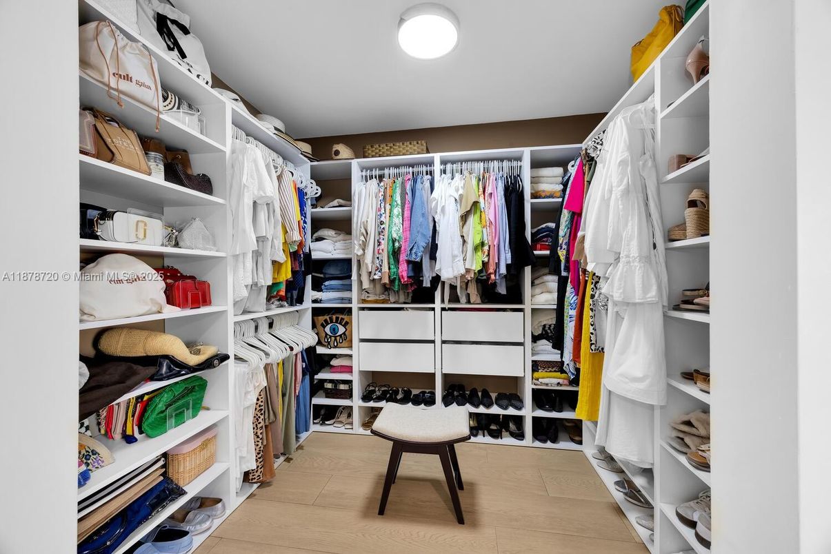 Interior, Recessed Lighting, Walk-in Closets, Wood Texture Flooring