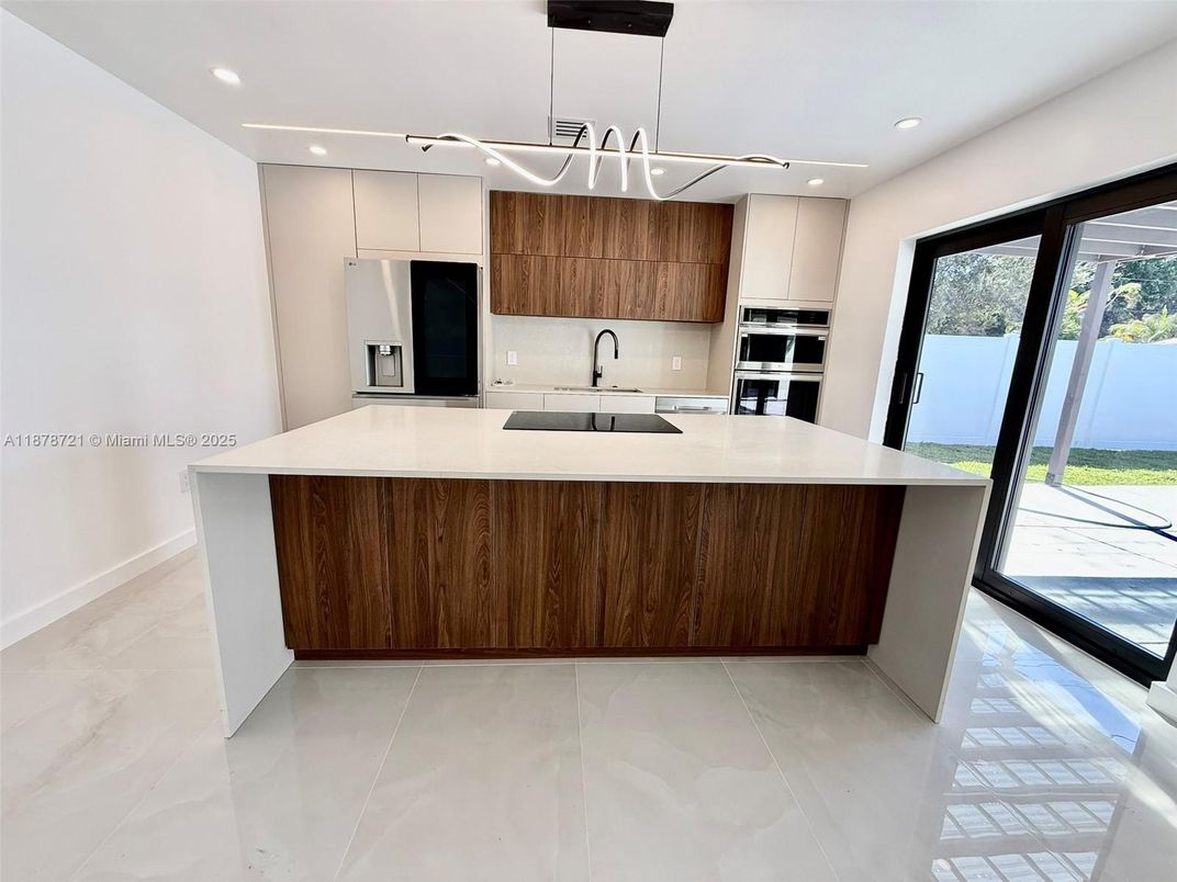 Interior, Kitchen, Pendant Lights, Recessed Lighting