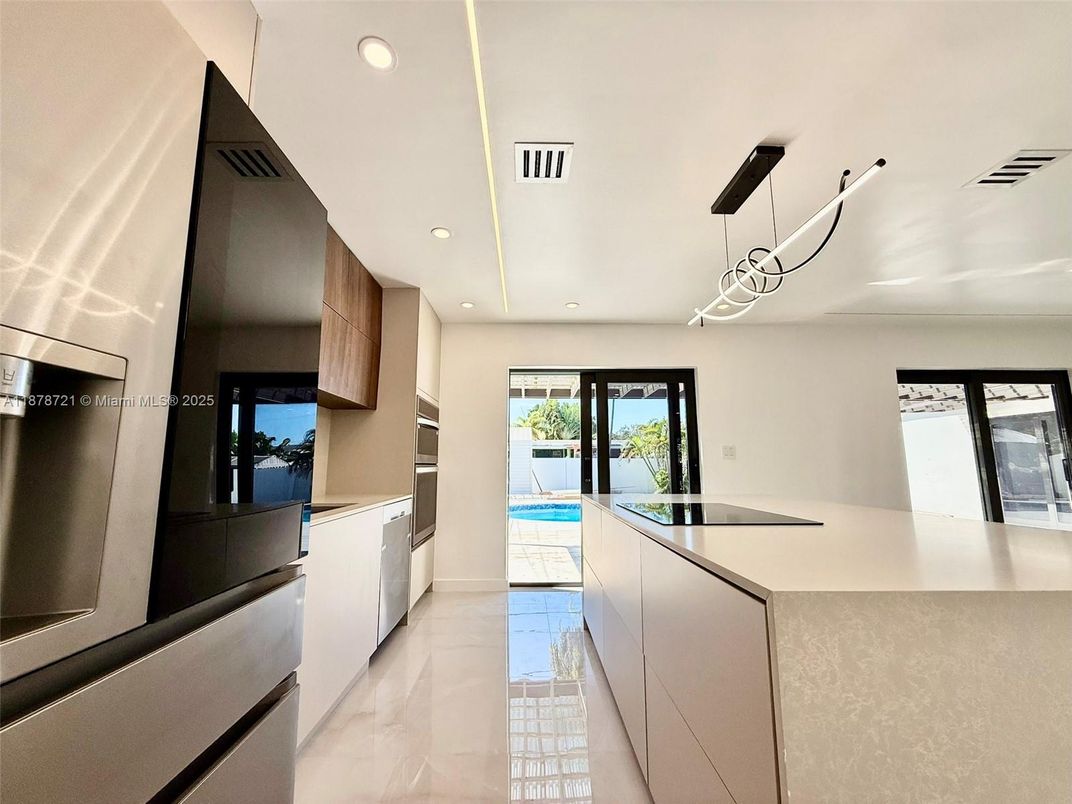 Interior, Kitchen, Pendant Lights, Recessed Lighting