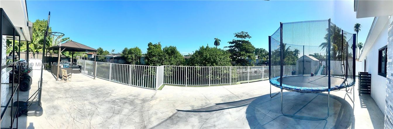 Exterior, Playground