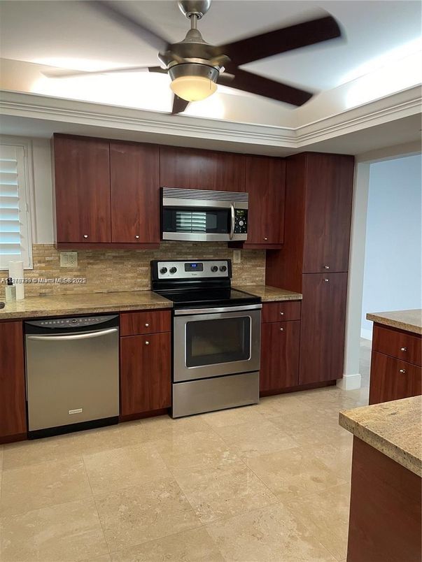 Interior, Kitchen, Stainless Steel Appliances