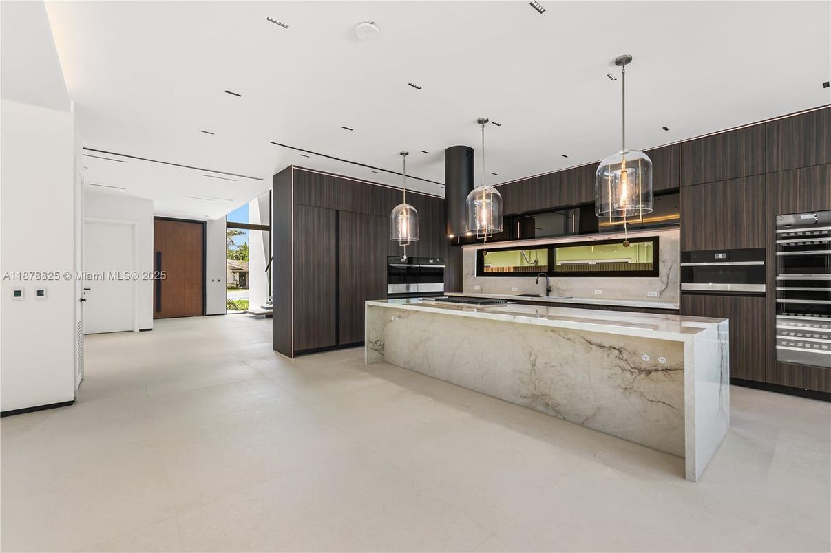 Interior, Kitchen, Pendant Lights, Recessed Lighting, Stainless Steel Appliances