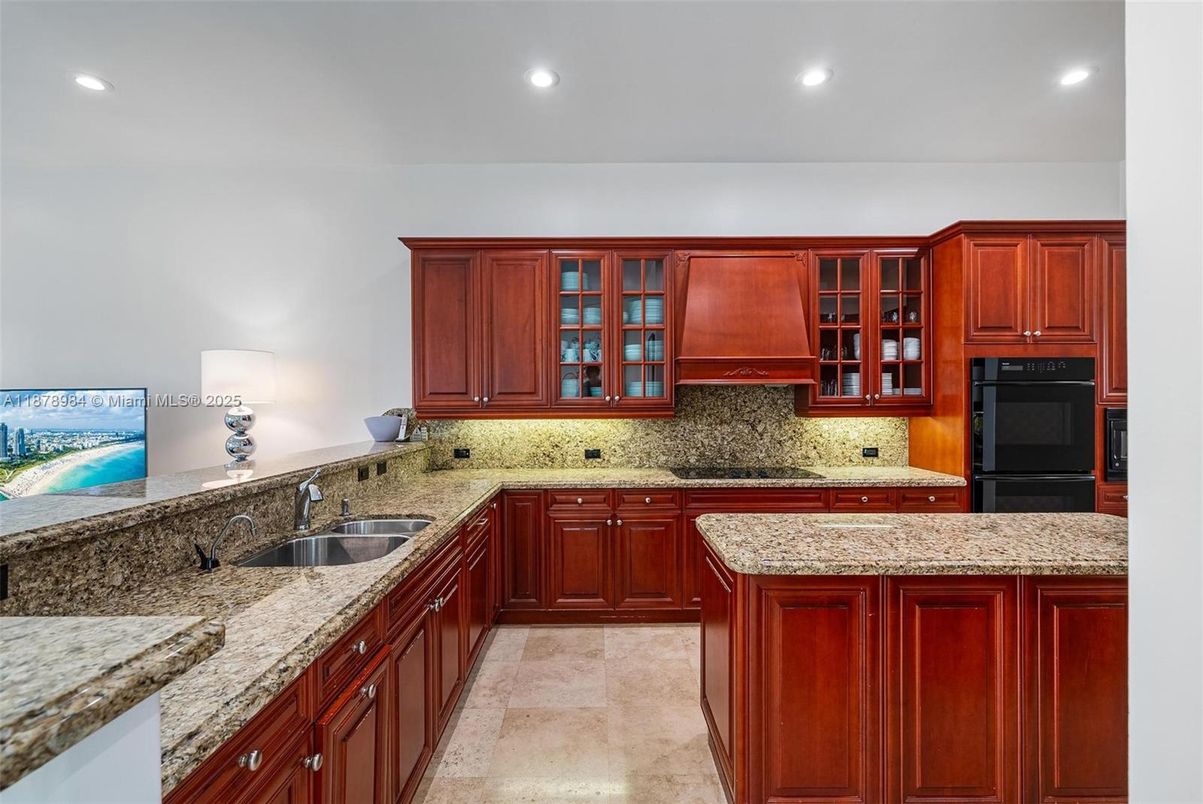 Interior, Kitchen, Recessed Lighting