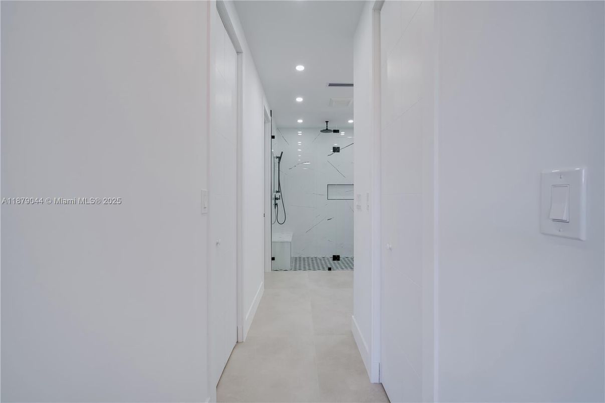 Interior, Recessed Lighting