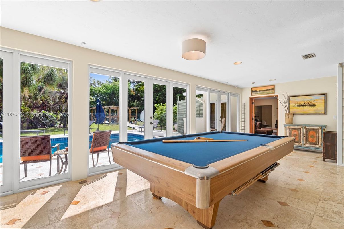 Billiard Table, Game Room, Interior, Recessed Lighting