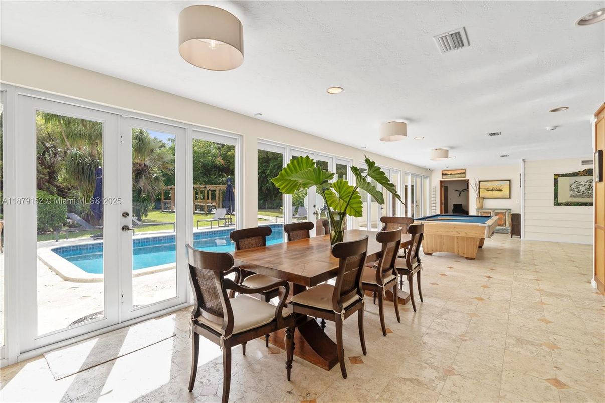 Billiard Table, Dining room, Game Room, Interior, Pendant Lights, Recessed Lighting