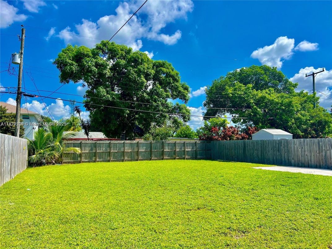 Backyard, Exterior