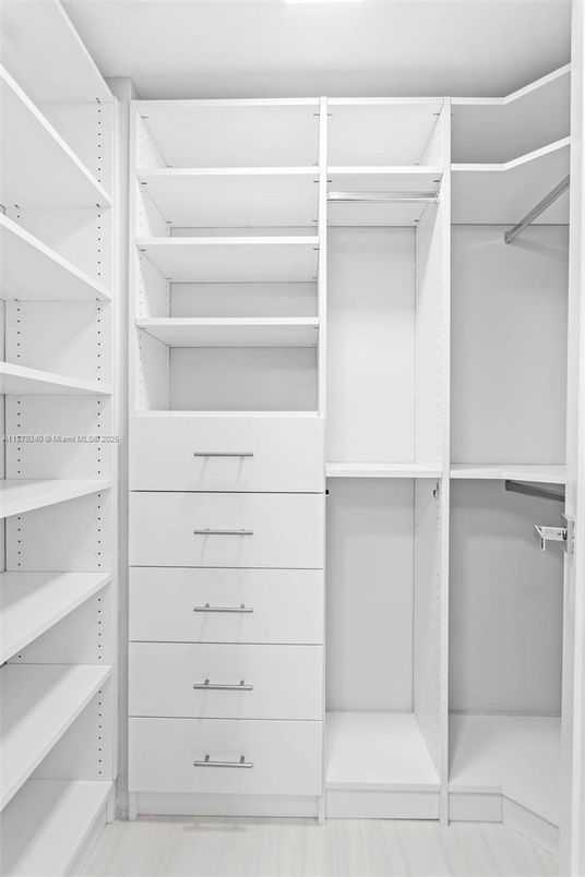 Interior, Walk-in Closets