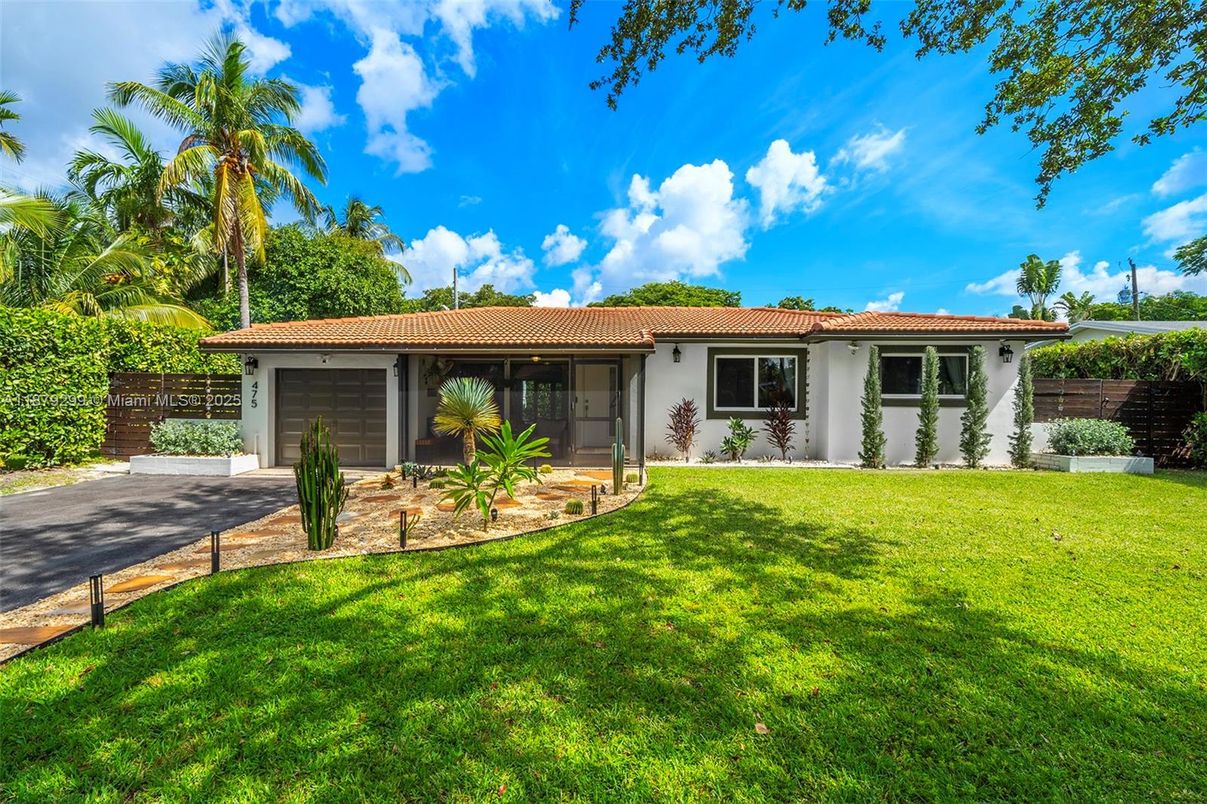 Attached, Backyard, Exterior, Facade, Ranch