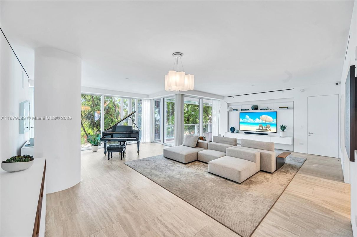 Interior, Living room, Pendant Lights, Piano, Wood Texture Flooring