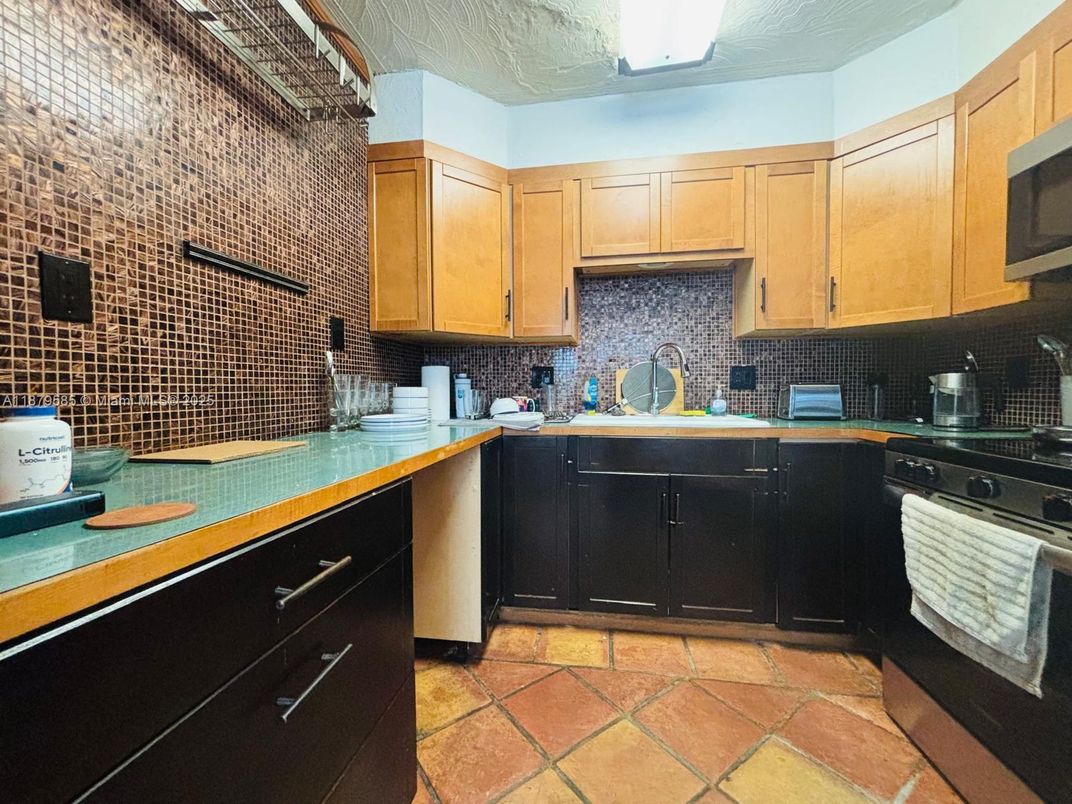 Interior, Kitchen