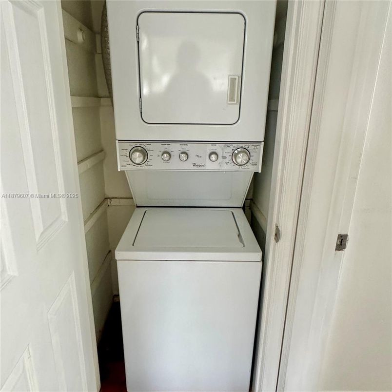 Interior, Utility Closets, Washer