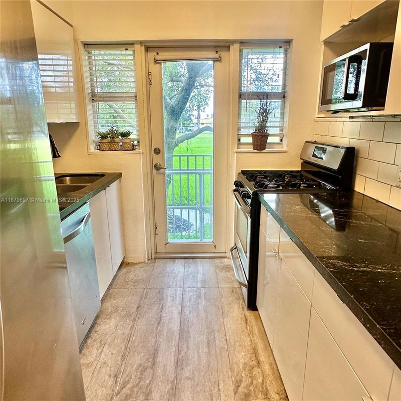 Interior, Kitchen