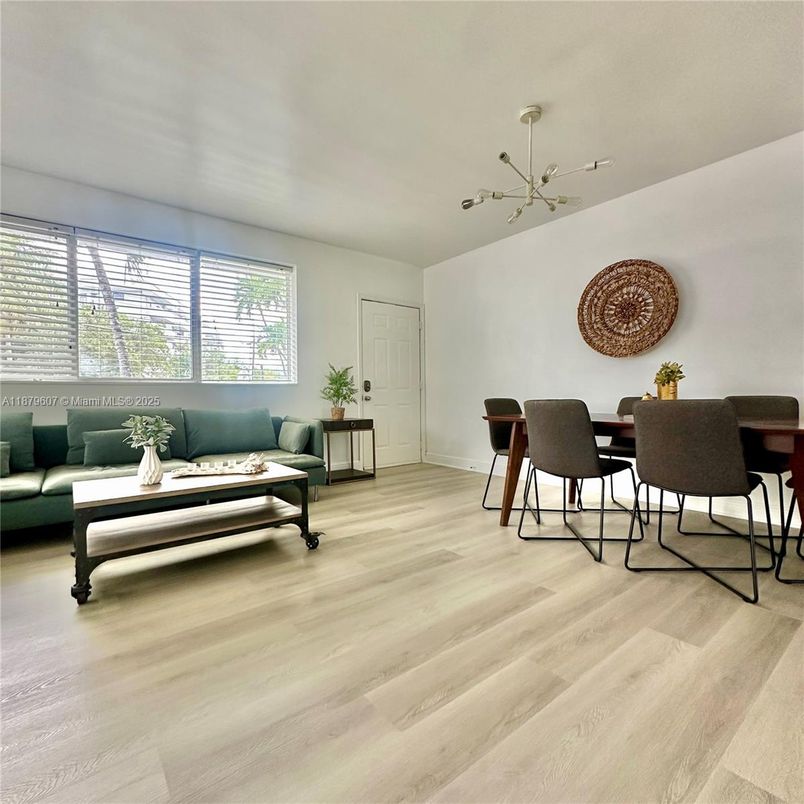 Dining room, Interior, Living room, Pendant Lights, Wood Texture Flooring