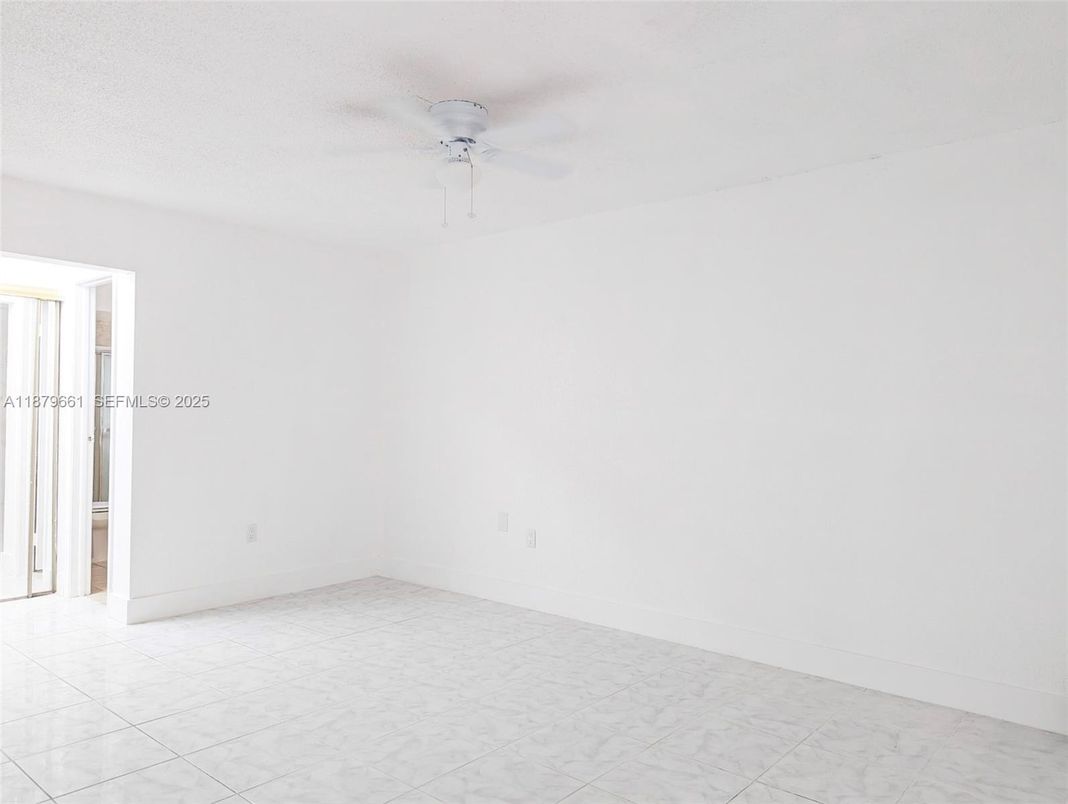 Empty room, Interior, Marble