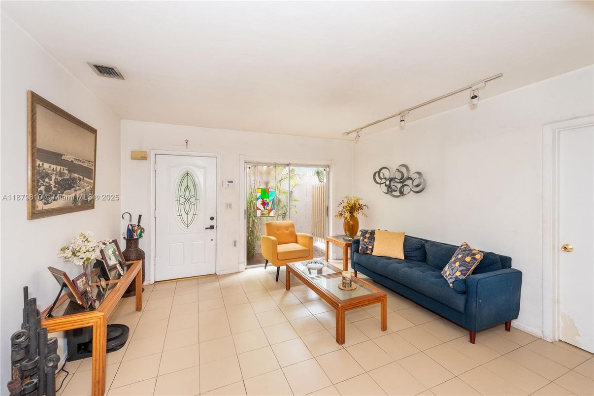 Interior, Living room