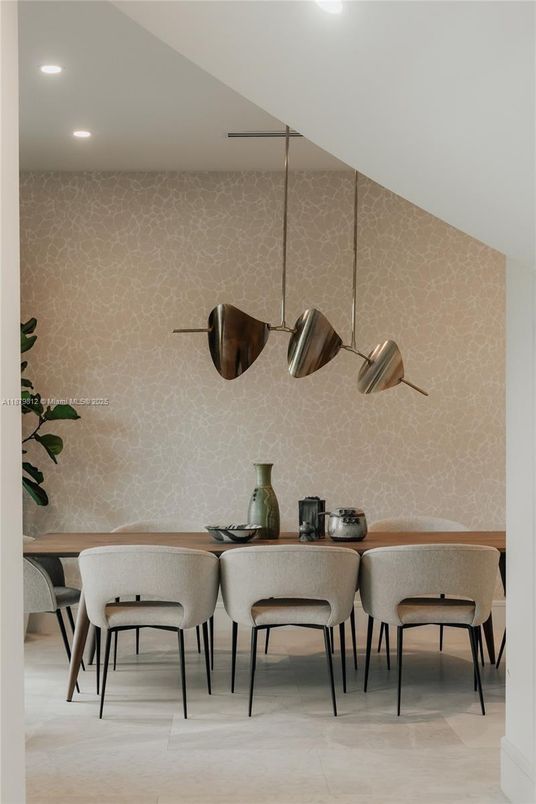Dining room, Interior, Recessed Lighting