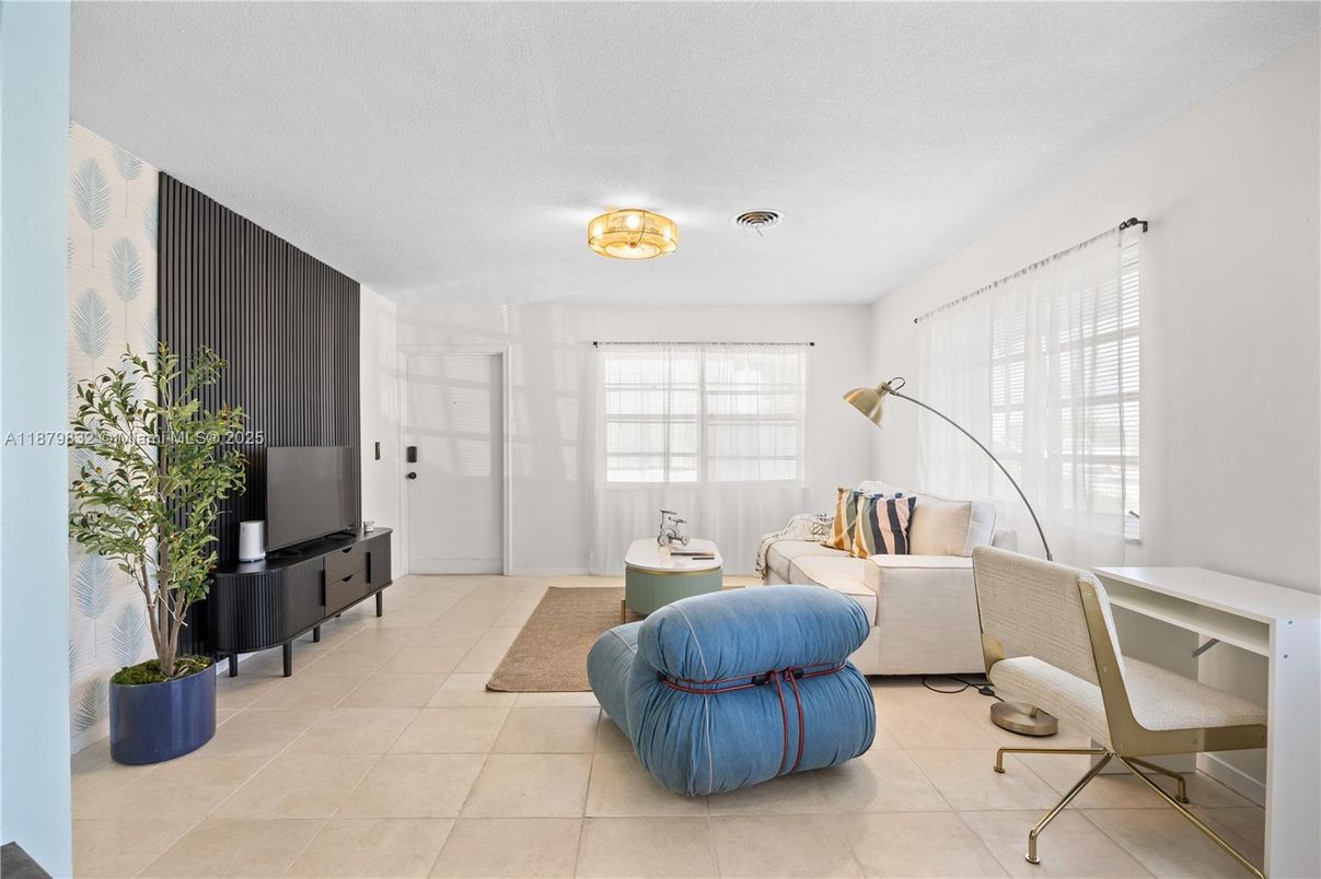 Interior, Living room