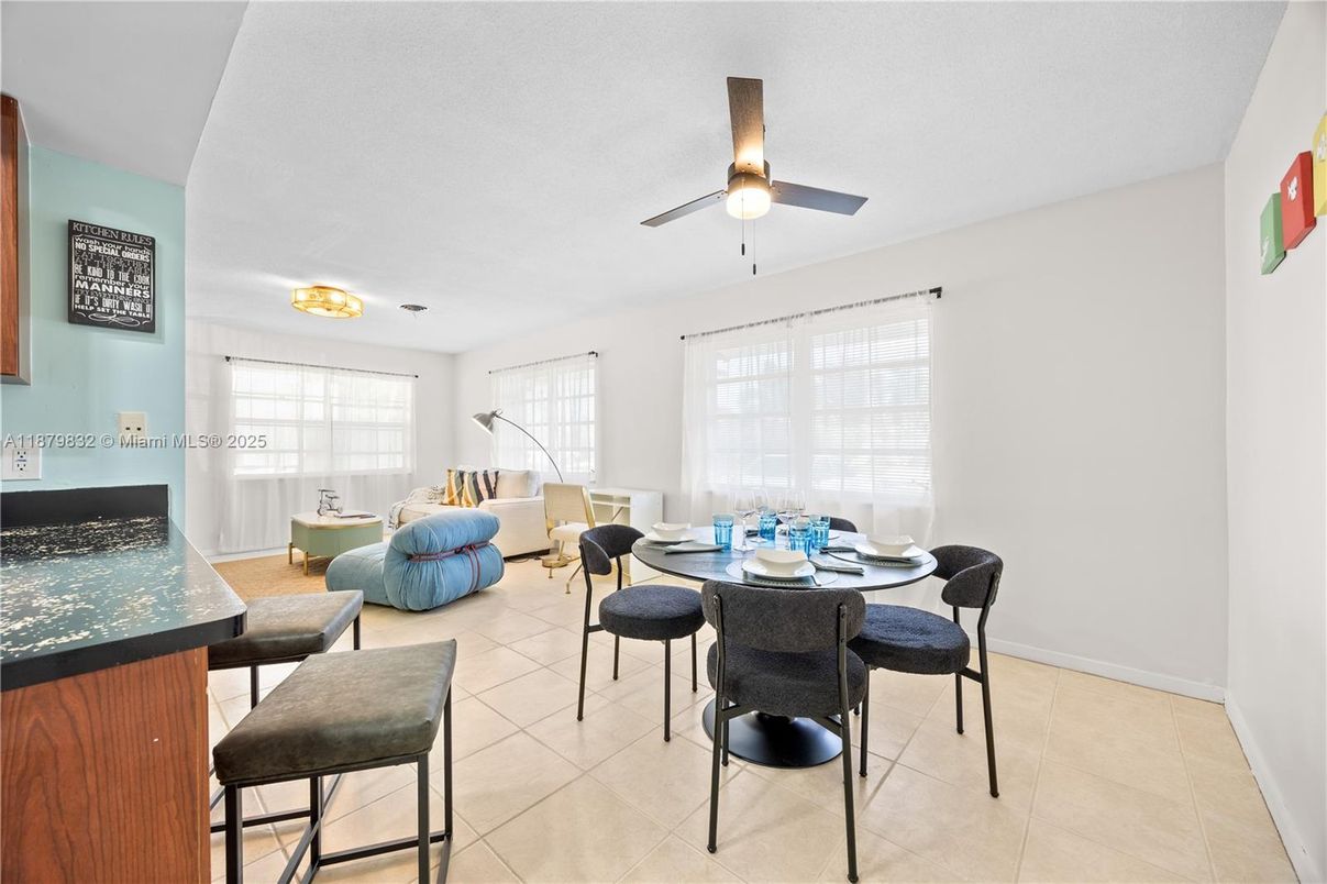 Dining room, Interior, Living room