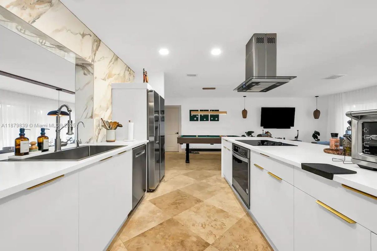 Billiard Table, Interior, Kitchen, Recessed Lighting, Stainless Steel Appliances