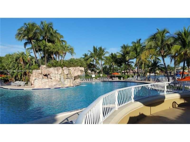 Exterior, Pool, Water