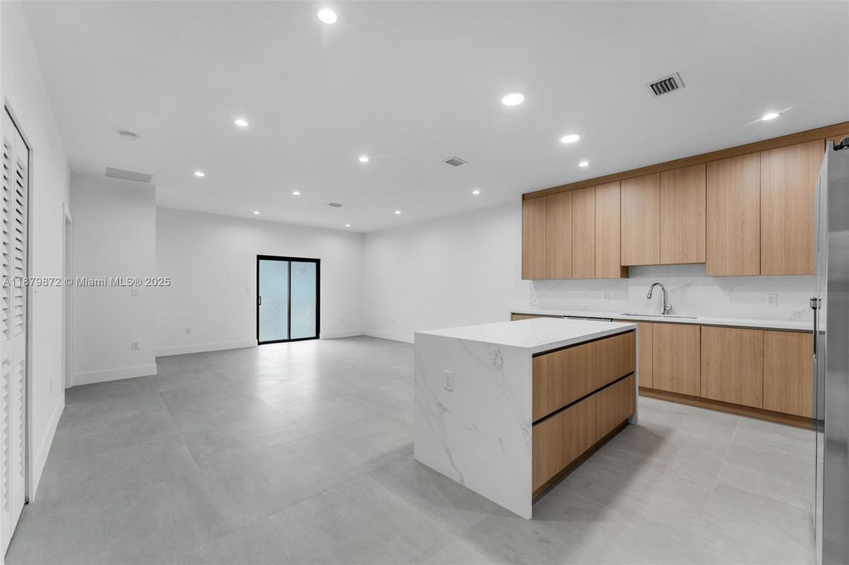 Interior, Kitchen, Recessed Lighting