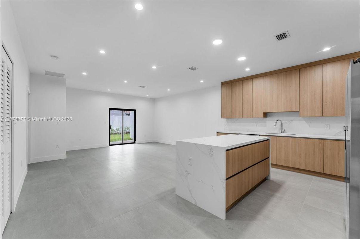 Interior, Kitchen, Recessed Lighting