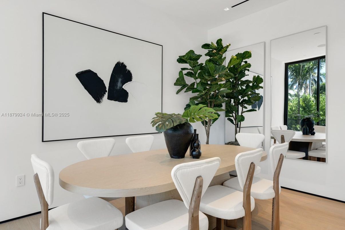 Dining room, Interior, Recessed Lighting, Wood Texture Flooring