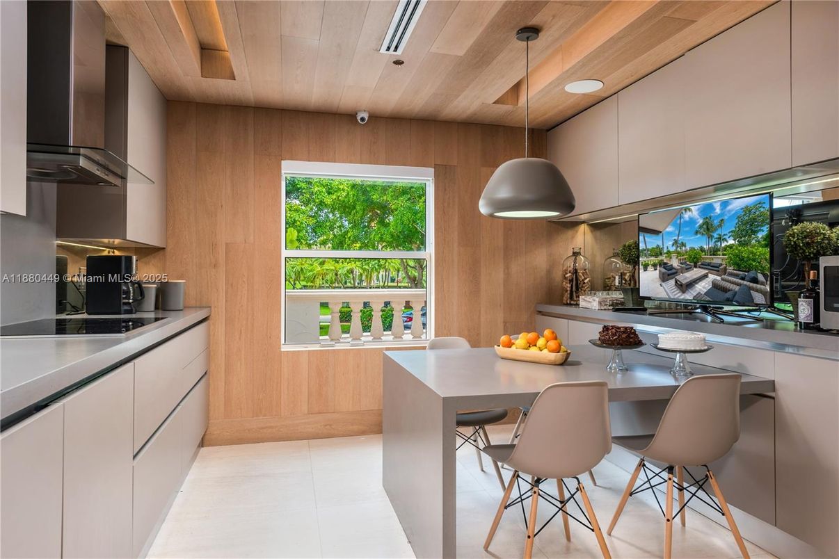 Interior, Kitchen, Pendant Lights, Recessed Lighting, Wooden Ceilings, Wooden Walls