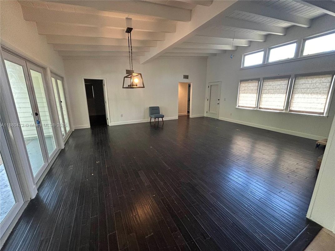 Empty room, Interior, Pendant Lights, Wood Texture Flooring