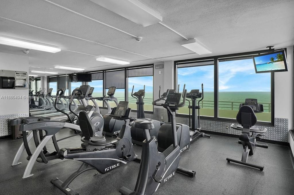 Fitness Equipment, Gym, Interior, Water
