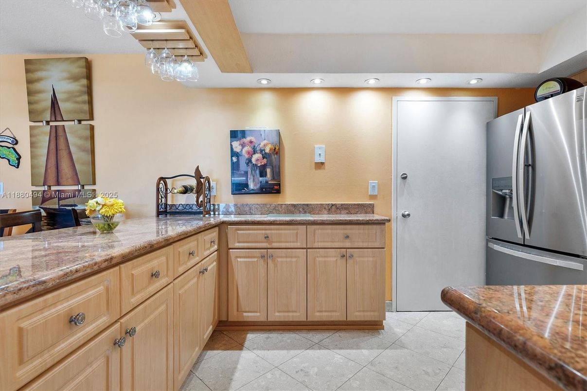 Interior, Kitchen, Recessed Lighting
